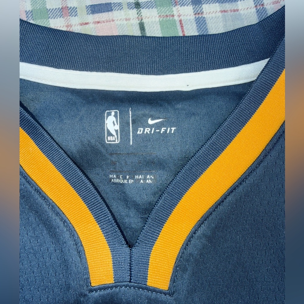 Nike Golden State Warriors Steph Curry China NBA Jersey
Size 48 / Large - Picture 4 of 7